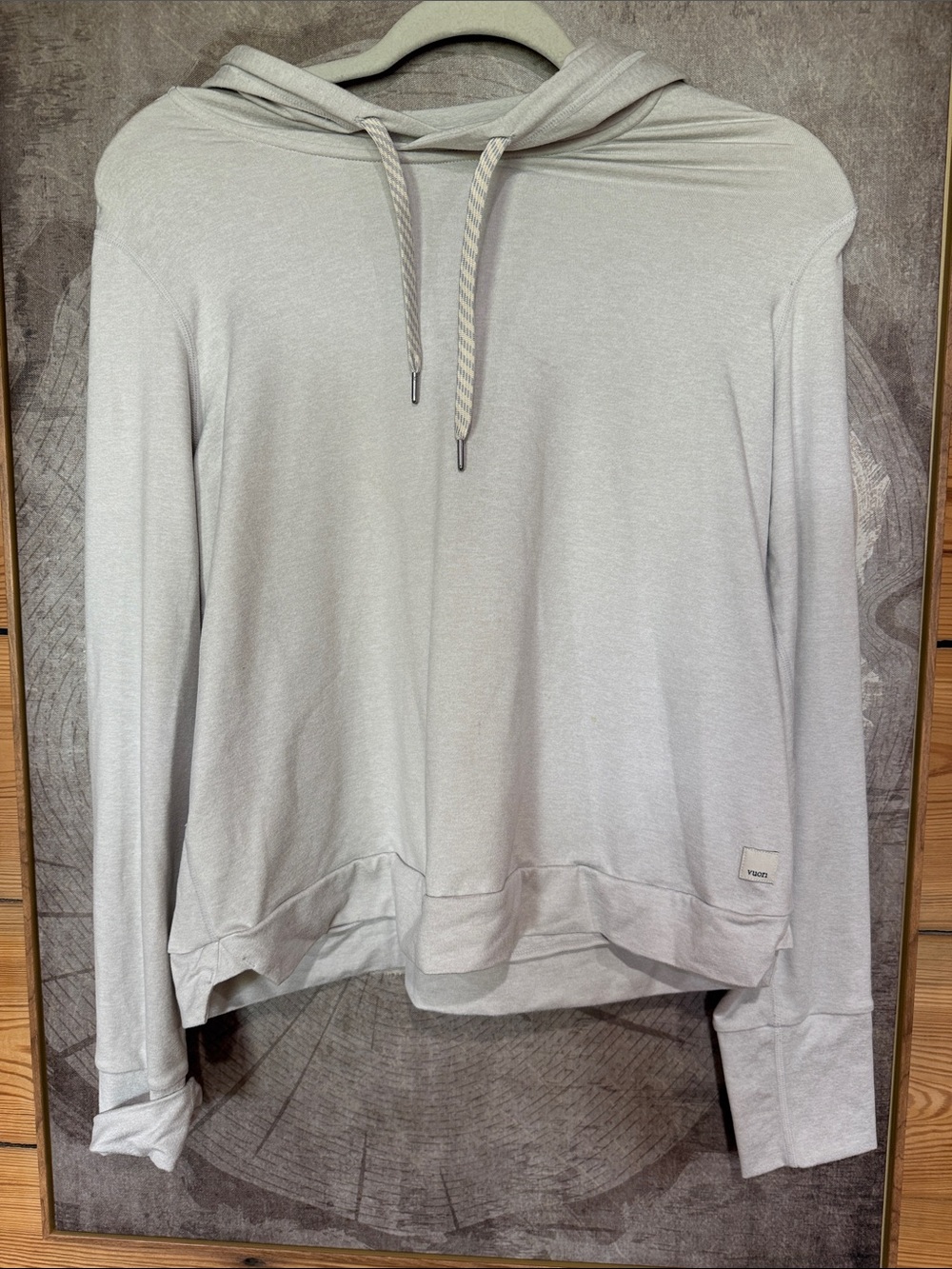 Vuori Light Gray Hooded Hoodie Sweatshirt